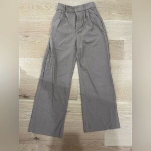 Abercrombie trousers size small